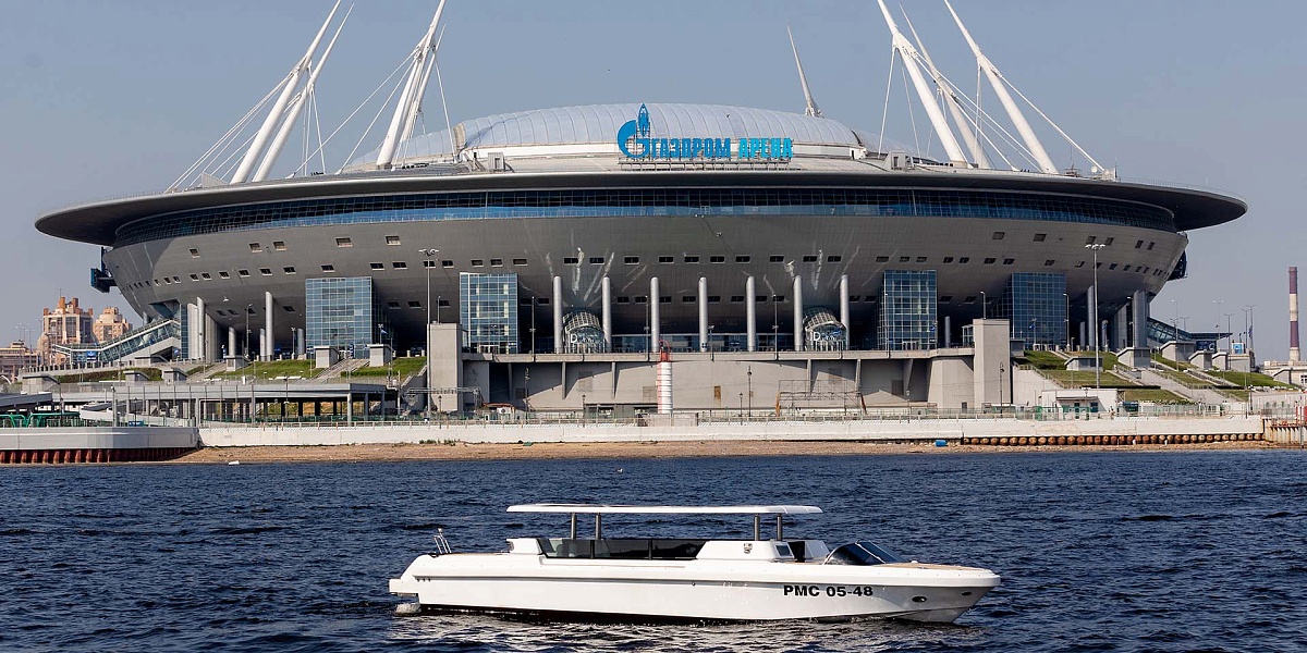 Аренда тендера Royal Tender Limo Челси в Санкт-Петербурге